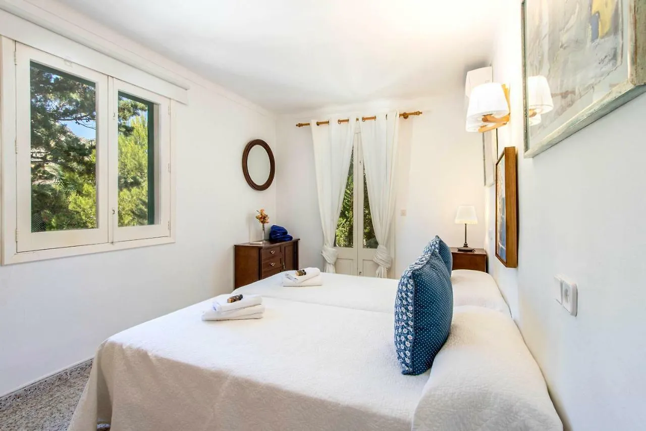 Villa Gran Voramar Cala Польенса Дом отдыха