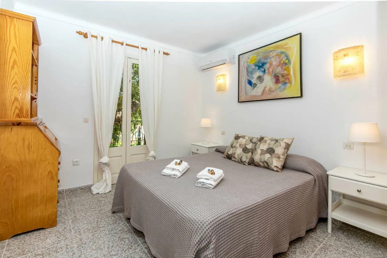 Дом отдыха Villa Gran Voramar Cala Польенса Испания